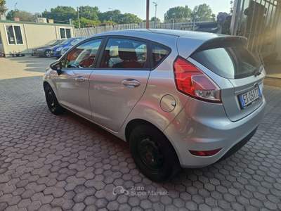 Ford Fiesta Fiesta VI 5p 1.4 Business Gpl 92cv Argento usata Milano