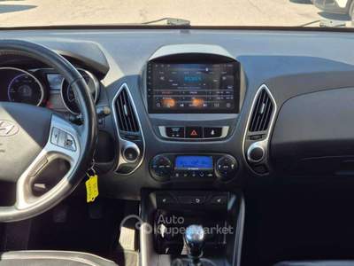 Hyundai ix35 ix35 1.7 crdi Style 2wd Bianco usata Cento