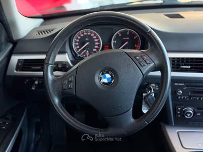 BMW Serie 3 318d 316d cat Touring 116.000km Nero usata CARESANABLOT