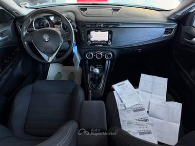 Alfa Romeo Giulietta Super C.D FATTA Bianco usata CARESANABLOT