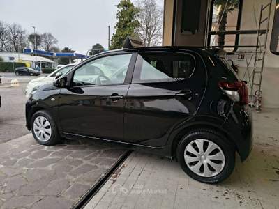 Peugeot 108 5p 1.0 VTI (Toyota) Active E6 - *GARANZIA 12 MESI Nero usata Nova Milanese