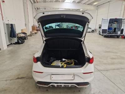 Cupra Leon CUPRA LEON 1.4 E-HYBRID 110KW DSG 5 PORTE BERLINA usata Casei Gerola