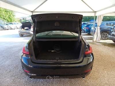 BMW Serie 3 330e BMW SERIE 3 330E BUSINESS ADVANTAGE AUT. 4 PORTE BERLINA usata Roma
