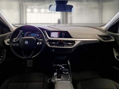 BMW Serie 1 116d BMW SERIE 1 116D BUSINESS ADVANTAGE 5 PORTE BERLINA usata Pozzuoli