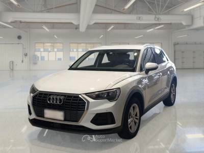 Audi Q3 AUDI Q3 35 TDI S TRONIC BUSINESS SUV usata Bari