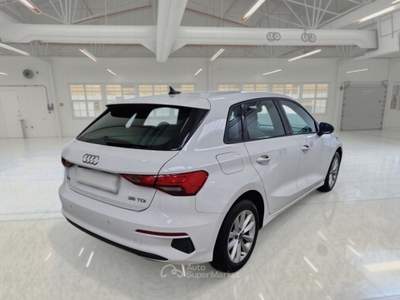Audi A3 AUDI A3 SPORTBACK 35 TDI S TRONIC BUSINESS S.BACK 5 PORTE BERLINA usata Casei Gerola
