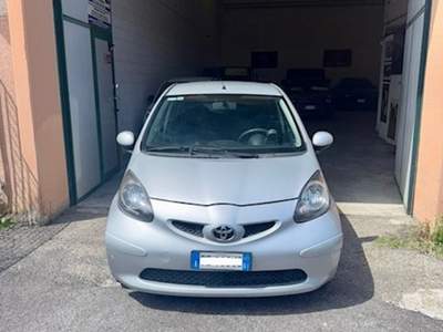 Toyota Aygo null Argento usata Cinisello Balsamo
