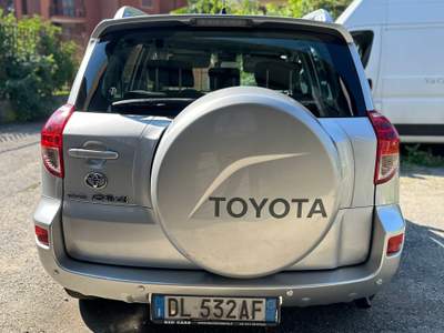 Toyota RAV4 TOYOTA RAV 4 Grigio usata Torino