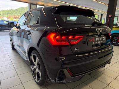 Audi A1 30 1.0 tfsi S line edition 116cv s-tronic Nero usata Mozzo