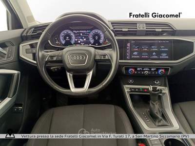Audi Q3 45 1.4 tfsi e business s-tronic Bianco usata San Martino Siccomario