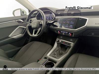 Audi Q3 45 1.4 tfsi e business s-tronic Bianco usata San Martino Siccomario