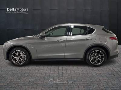 Alfa Romeo Stelvio  - stelvio 2.2 t executive rwd 190cv auto my19 Grigio usata Montecosaro