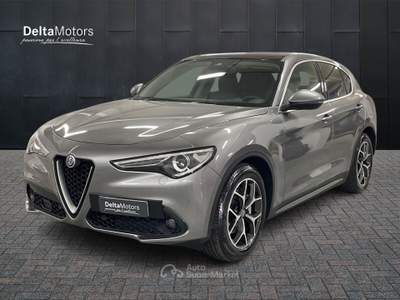 Alfa Romeo Stelvio  - stelvio 2.2 t executive rwd 190cv auto my19 Grigio usata Montecosaro