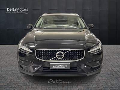 Volvo V60  - v60 cross country 2.0 b4 ultimat Nero usata Montecosaro