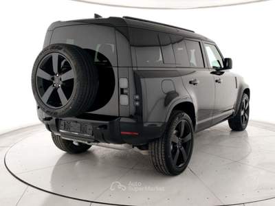 Land Rover Defender Defender 110 3.0d i6 mhev x-dynamic se awd 200cv auto Nero usata Porto Mantovano