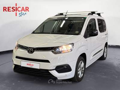 Toyota Proace  1.2p 110cv s&s l1 d executive Bianco usata Alessandria