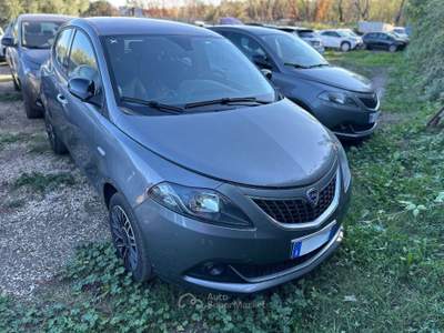 Lancia Ypsilon  - ypsilon 1.0 firefly hybrid platino s&s 70cv Grigio usata Roma