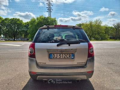 Chevrolet Captiva Captiva 2.0 VCDi LTX Grigio usata Ferrara