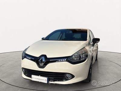 Renault Clio 5 porte usata Arzano