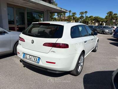 Alfa Romeo 159 2.0 JTDm Sportwagon Super Bianco usata Rivignano Teor