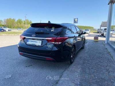 Hyundai i40 Wagon BUSINESS 1.7 CRDi 141 CV 7DCT Nero usata Bagnaria Arsa