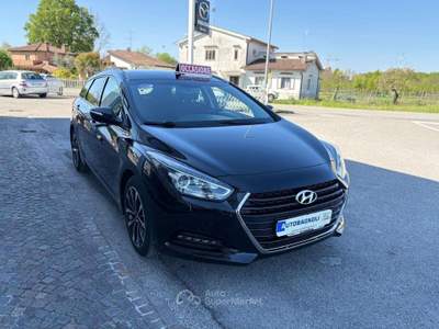 Hyundai i40 Wagon BUSINESS 1.7 CRDi 141 CV 7DCT Nero usata Bagnaria Arsa