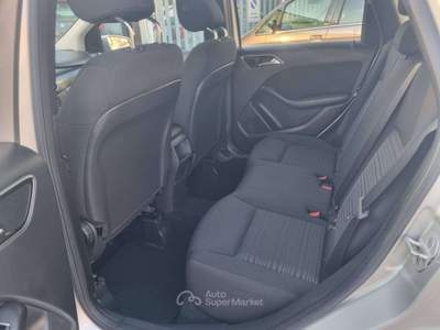 Mercedes-Benz Classe B B 180 Executive FL Argento usata TREVIGLIO