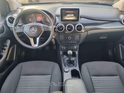 Mercedes-Benz Classe B B 180 Executive FL Argento usata TREVIGLIO