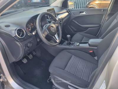 Mercedes-Benz Classe B B 180 Executive FL Argento usata TREVIGLIO