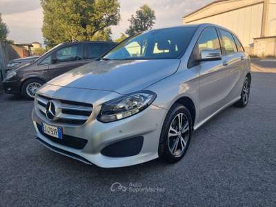 Mercedes-Benz Classe B B 180 Executive FL Argento usata TREVIGLIO