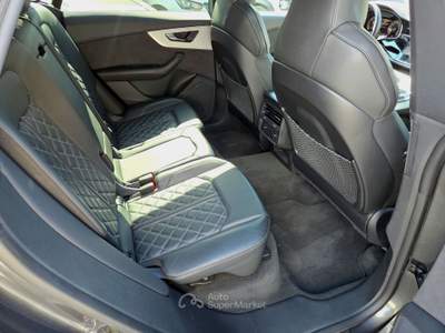 Audi Q8 Q8 I 2018 50 3.0 tdi mhev Sport quattro tiptronic Grigio usata Volla