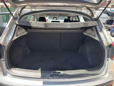 Nissan Qashqai 1.6 dci Tekna usata Milano