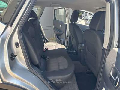 Nissan Qashqai 1.6 dci Tekna usata Milano