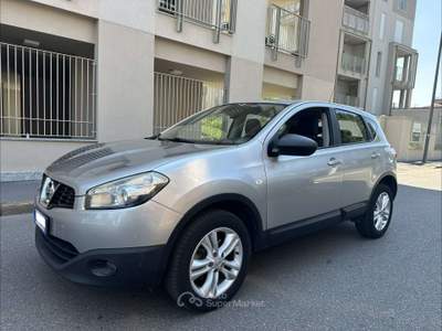 Nissan Qashqai 1.6 dci Tekna usata Milano