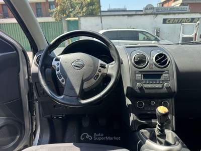 Nissan Qashqai 1.6 dci Tekna usata Milano