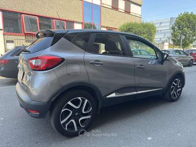 Renault Captur 0.9 tce energy R-Link s&s 90cv usata Milano
