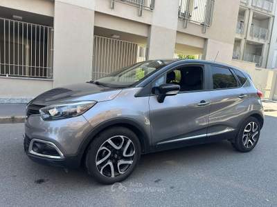 Renault Captur 0.9 tce energy R-Link s&s 90cv usata Milano
