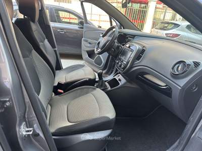 Renault Captur 0.9 tce energy R-Link s&s 90cv usata Milano