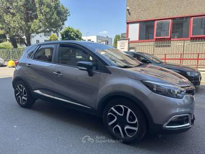 Renault Captur 0.9 tce energy R-Link s&s 90cv usata Milano