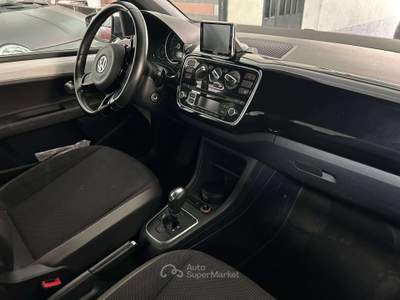 Volkswagen up! Up 5p 1.0 High 75cv asg automatica Bianco usata MILANO