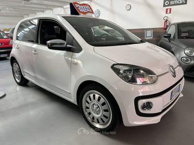 Volkswagen up! Up 5p 1.0 High 75cv asg automatica Bianco usata MILANO