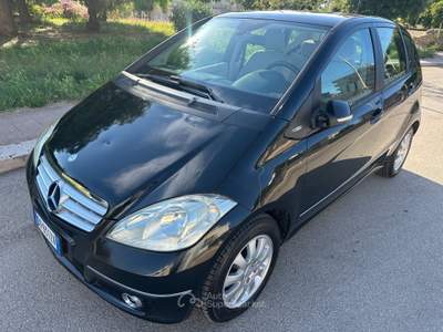 Mercedes-Benz Classe A Mercedes CLASSE A 150 BENZINA 2009 - SOLO 160 MILA KM Nero usata Terlizzi