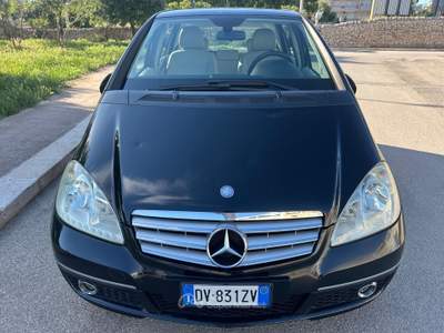 Mercedes-Benz Classe A Mercedes CLASSE A 150 BENZINA 2009 - SOLO 160 MILA KM Nero usata Terlizzi