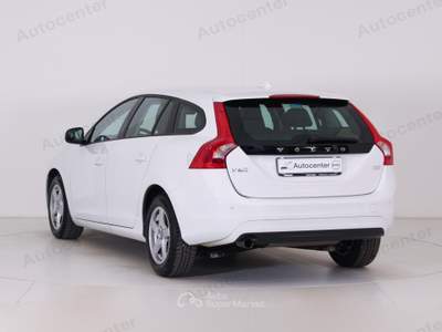 Volvo V60 1.6 d2 Kinetic powershift Bianco usata Bassano del Grappa