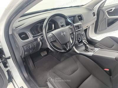 Volvo V60 1.6 d2 Kinetic powershift Bianco usata Bassano del Grappa
