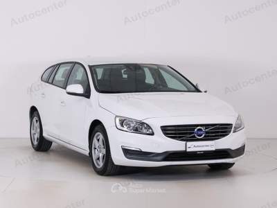 Volvo V60 1.6 d2 Kinetic powershift Bianco usata Bassano del Grappa