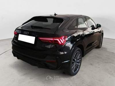 Audi Q3 45 TFSI e S tronic S Line Edition FINO A 3 ANNI DI GARANZIA  POSSIBILITA' DI 3 ANNI DI MANUTENZIONE ORDINARIA Nero usata Salerno