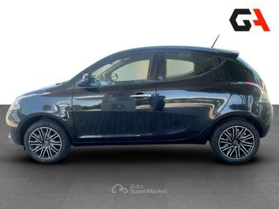 Lancia Ypsilon 1.0 70cv Firefly Hybrid S&S Gold Nero usata Ercolano