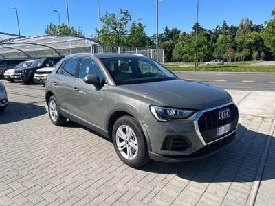 Audi Q3 Q3 45 1.4 tfsi e Business s-tronic Grigio usata Milano