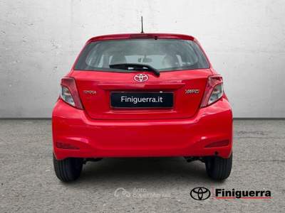 Toyota Yaris Yaris 1.4 D-4D 5 porte Active Rosso usata Civate